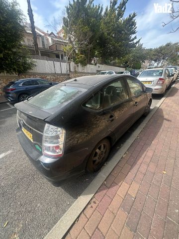 מודעת רכב טויוטה פריוס