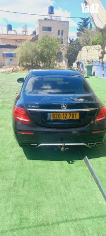 מודעת רכב מרצדס-בנץ E-class