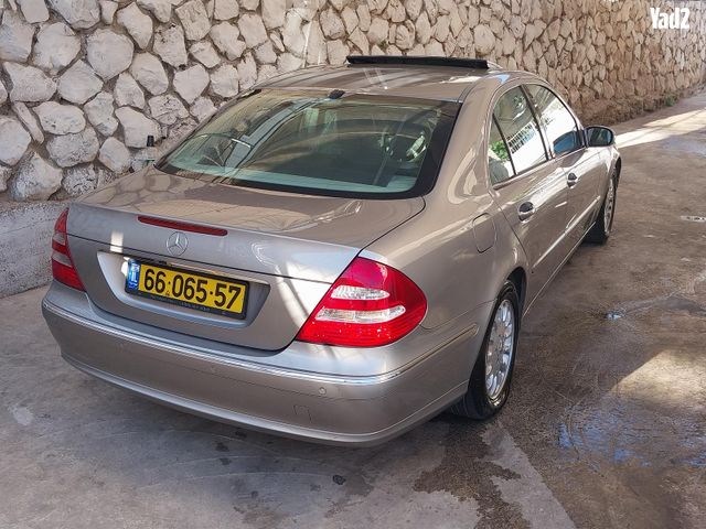 מודעת רכב מרצדס-בנץ E-class