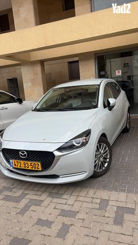 מודעת רכב מאזדה 2