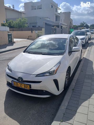 מודעת רכב טויוטה פריוס