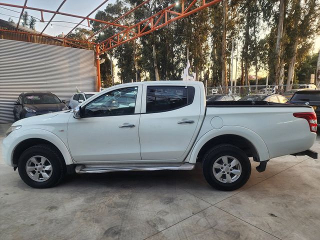 מודעת רכב מיצובישי טרייטון / L200 1