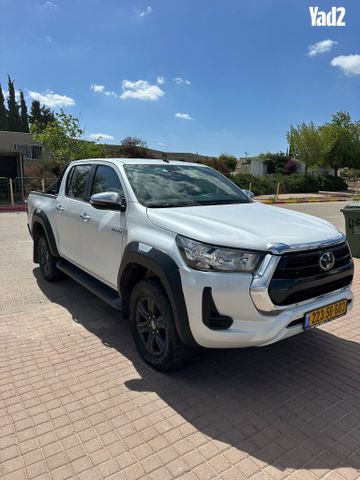 מודעת רכב טויוטה היילקס