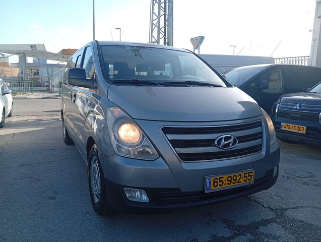 מודעת רכב יונדאי H-1 / i800