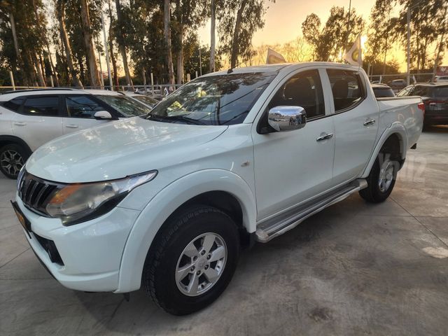 מודעת רכב מיצובישי טרייטון / L200 2