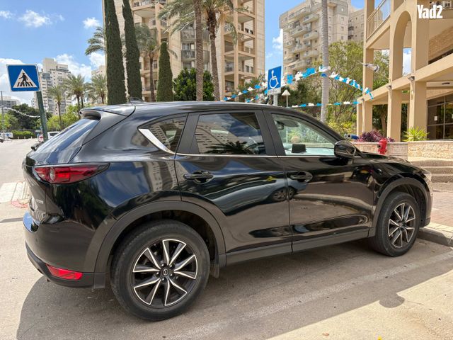 מודעת רכב מאזדה CX-5