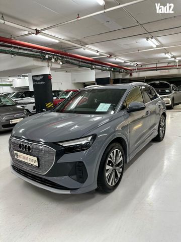 מודעת רכב אאודי Q4 e-tron