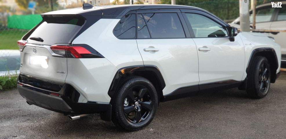 מודעת רכב טויוטה RAV4