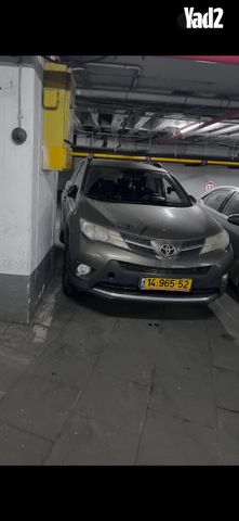 מודעת רכב טויוטה RAV4