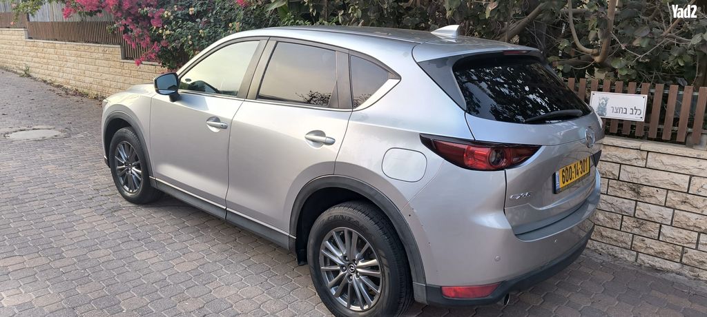 מודעת רכב מאזדה CX-5