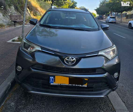 מודעת רכב טויוטה RAV4