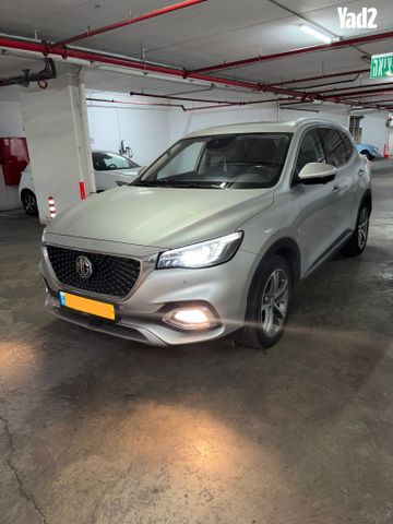מודעת רכב אם ג'י EHS PHEV