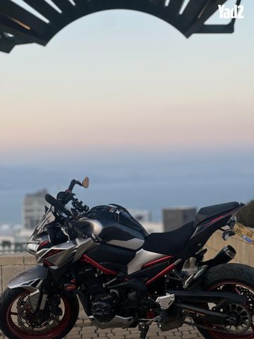 מודעת רכב קאוואסאקי Z900