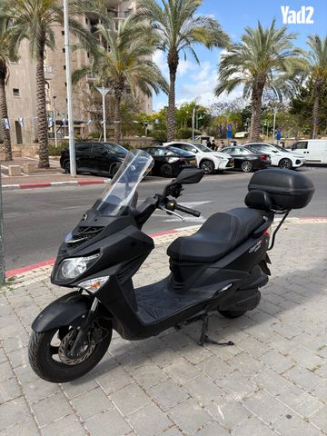 מודעת רכב סאן יאנג ג'וי רייד 200