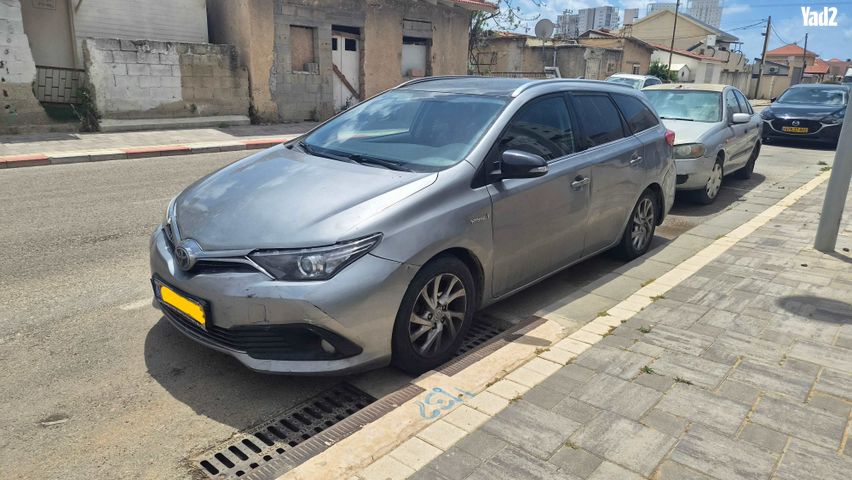מודעת רכב טויוטה אוריס