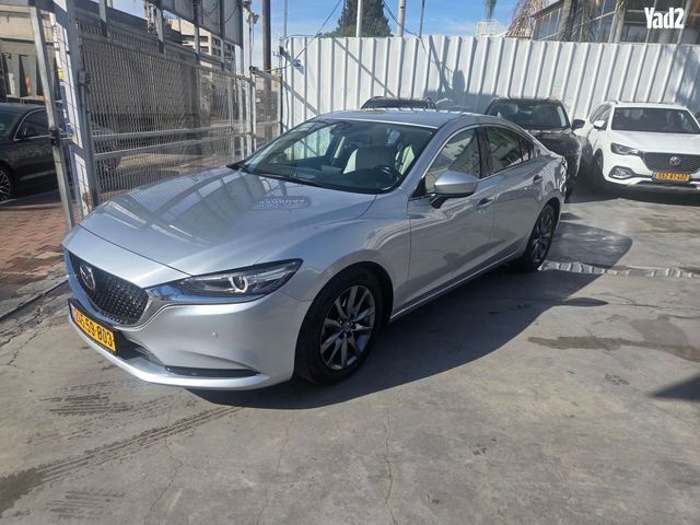 מודעת רכב מאזדה 6