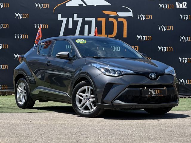 מודעת רכב טויוטה C-HR