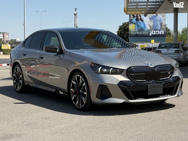 מודעת רכב ב מ וו I5