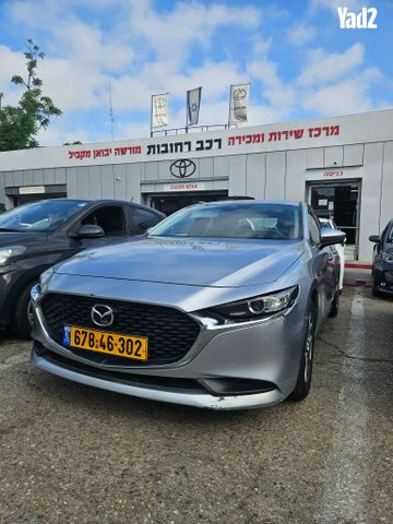 מודעת רכב מאזדה 3
