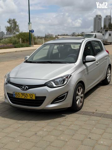 מודעת רכב יונדאי i20