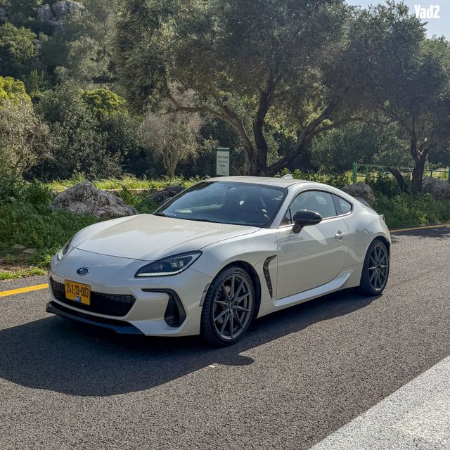 מודעת רכב סובארו BRZ