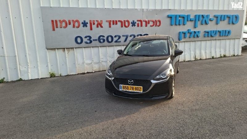 מודעת רכב מאזדה 2