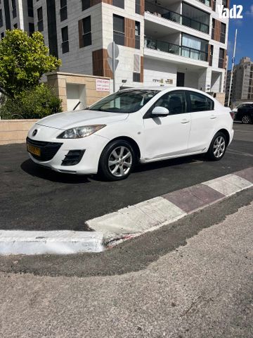 מודעת רכב מאזדה 3