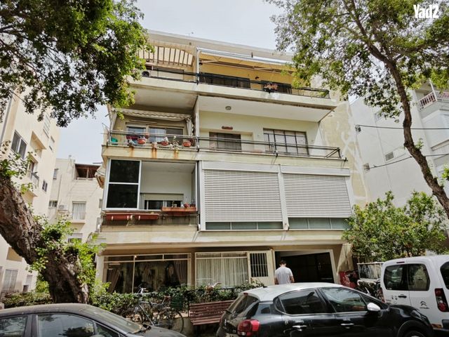 פרישמן 
