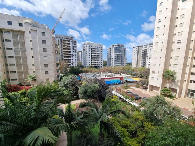 עמיחי פאגלין 