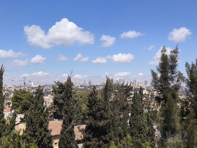דירה למכירה בירושלים (תיווך) — 3