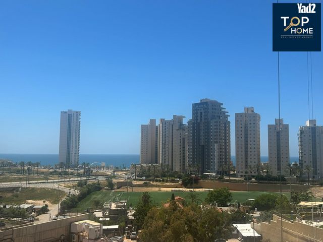 אמנון ליפקין שחק 