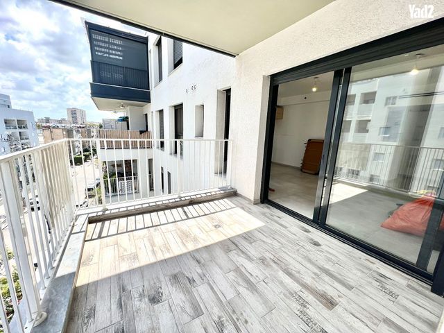 דירה למכירה בתל אביב יפו (תיווך) — 2