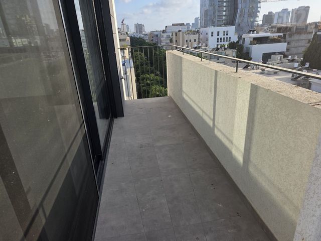 דירה למכירה בתל אביב יפו (תיווך) — 4