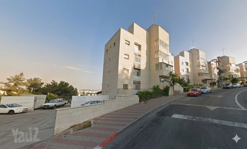 דירת גן למכירה בירושלים (תיווך) — 4