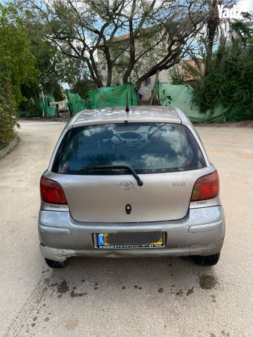 מודעת רכב טויוטה יאריס
