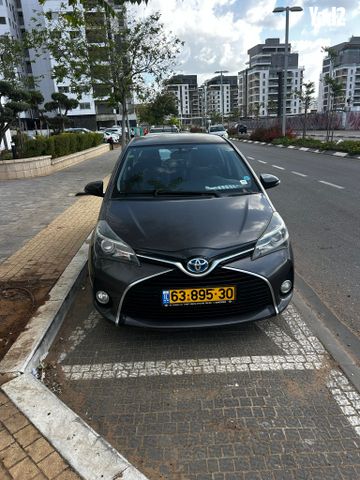 מודעת רכב טויוטה יאריס
