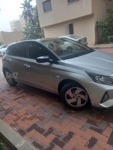 מודעת רכב יונדאי i20
