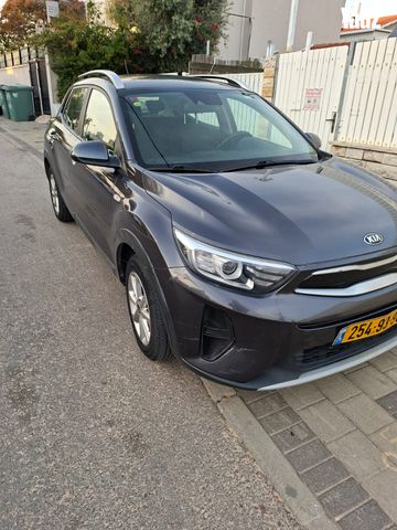 מודעת רכב קיה סטוניק