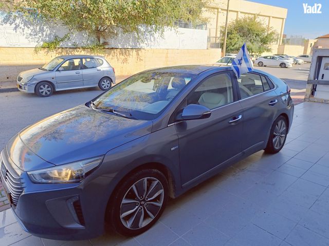 מודעת רכב יונדאי איוניק