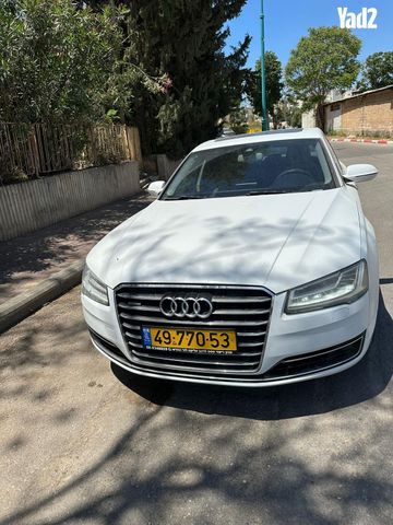 מודעת רכב אאודי A8