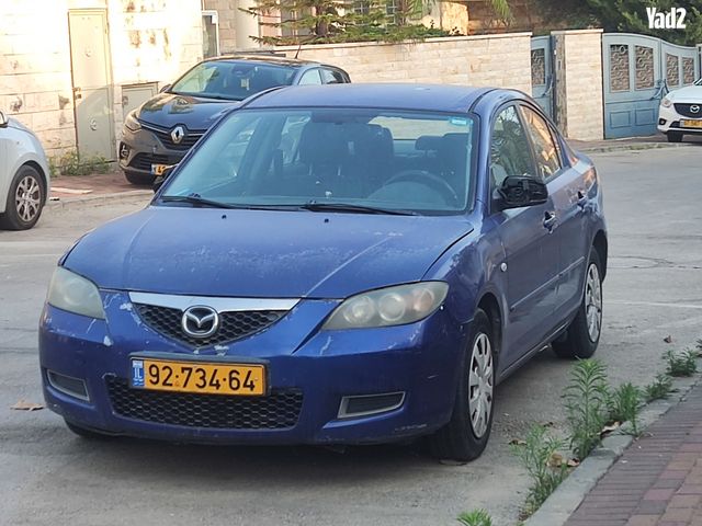מודעת רכב מאזדה 3