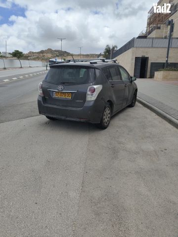 מודעת רכב טויוטה ורסו