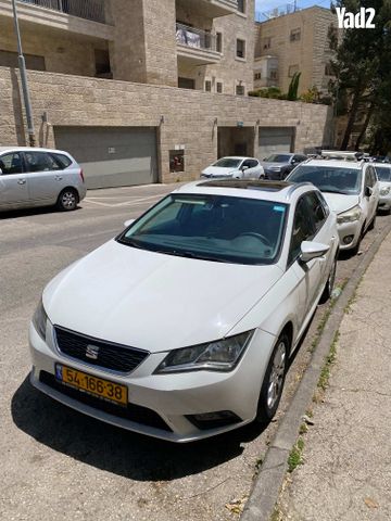 מודעת רכב סיאט לאון