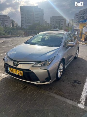 מודעת רכב טויוטה קורולה