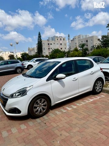 מודעת רכב פיג'ו 208