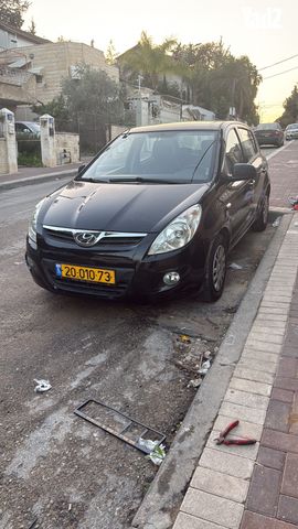 מודעת רכב יונדאי i20