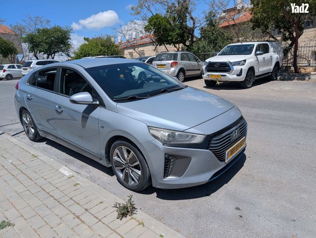 מודעת רכב יונדאי איוניק