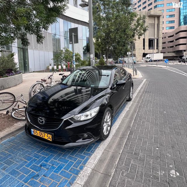 מודעת רכב מאזדה 6