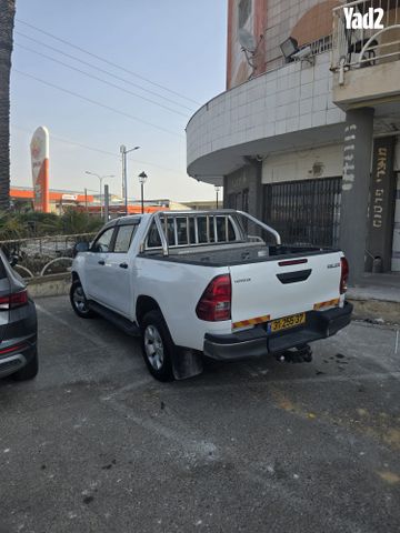 מודעת רכב טויוטה היילקס