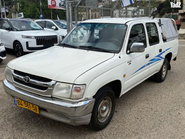 מודעת רכב טויוטה היילקס
